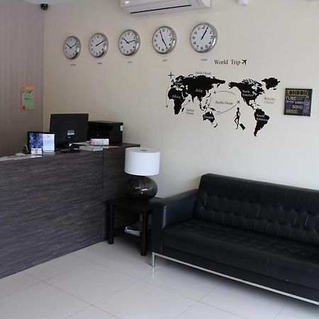 Hotel Zamburger Kota Damansara Luaran gambar