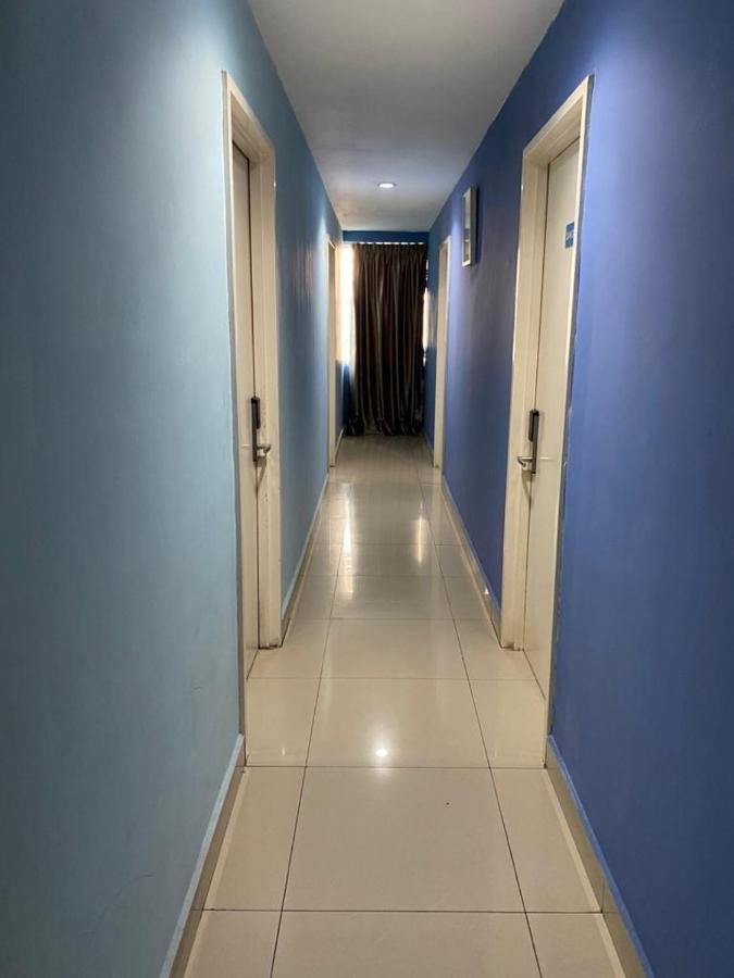 Hotel Zamburger Kota Damansara Luaran gambar