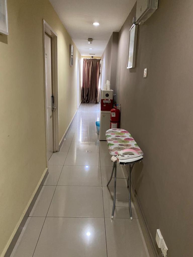 Hotel Zamburger Kota Damansara Luaran gambar