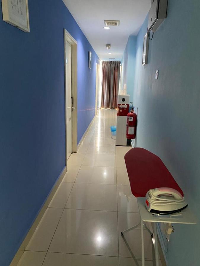 Hotel Zamburger Kota Damansara Luaran gambar