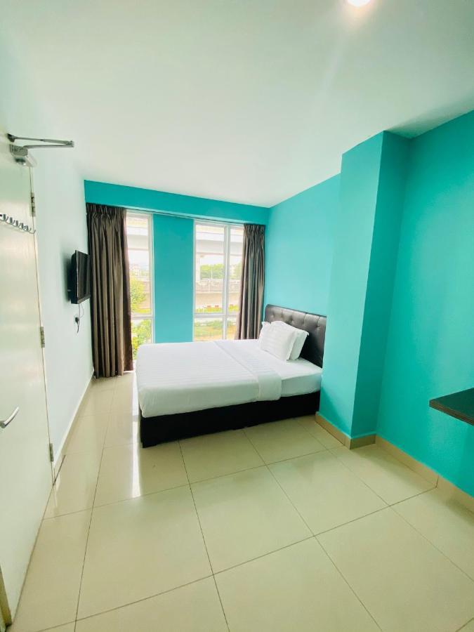 Hotel Zamburger Kota Damansara Luaran gambar